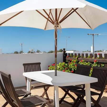 Casa Francisco * 科尼尔-德拉弗龙特拉